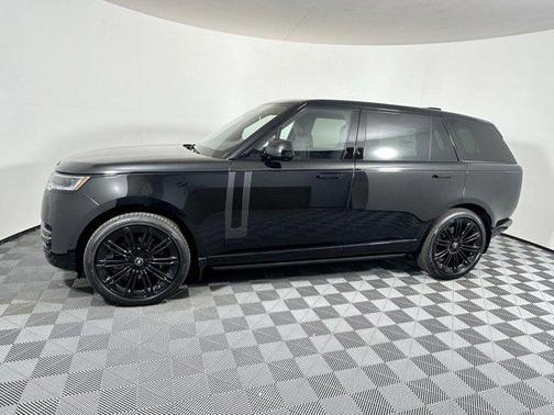 2025 Land Rover Range Rover P530 SE 7 Seat