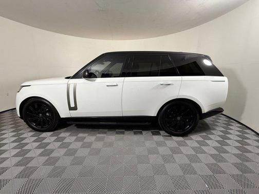 White 2023 Land Rover Range Rover P400 SE