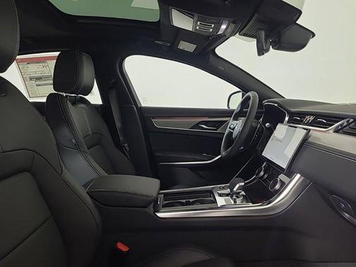 2024 Jaguar XF R-Dynamic SE P250 AWD Automatic