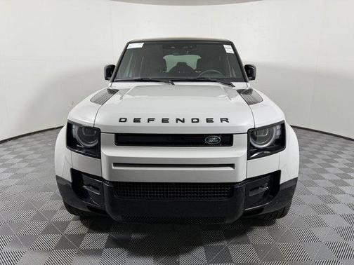 2026 Land Rover Defender P500 X-Dynamic SE