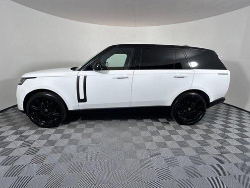 2025 Land Rover Range Rover P530 SE 7 Seat