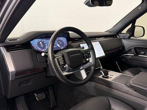 Carpathian Grey Premium Metallic 2025 Land Rover Range Rover P530 SE 7 Seat