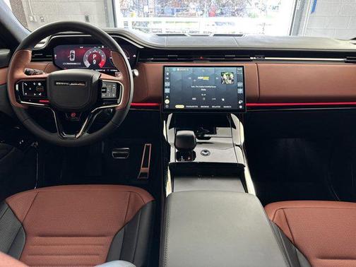2025 Land Rover Range Rover Sport P635 SV Edition Two