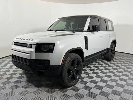 2026 Land Rover Defender X-Dynamic SE