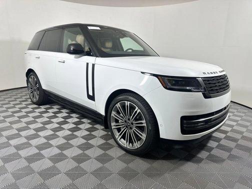 2025 Land Rover Range Rover P530 SE