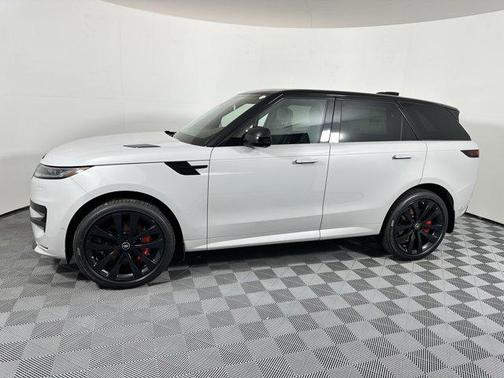 2025 Land Rover Range Rover Sport SE