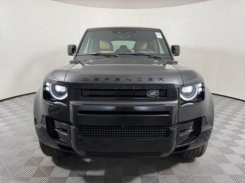 2026 Land Rover Defender P400 X-Dynamic SE