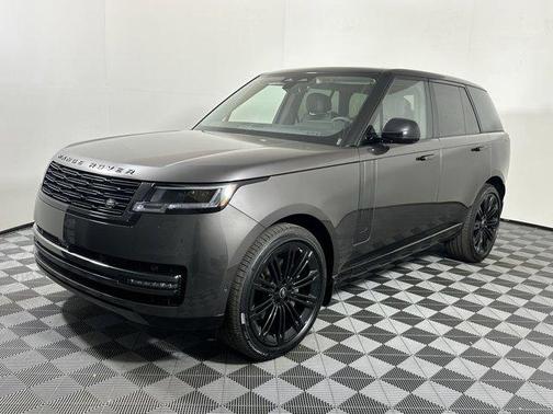2025 Land Rover Range Rover P400 SE
