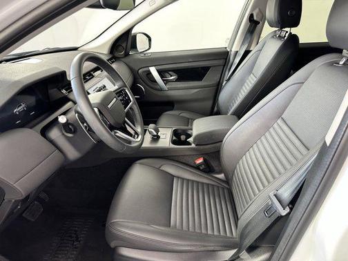 2025 Land Rover Discovery Sport S