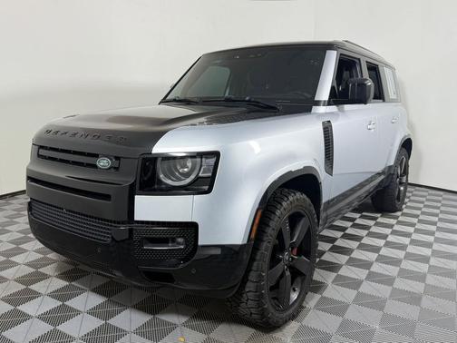 Hakuba Silver Metallic 2024 Land Rover Defender 110 P400 X