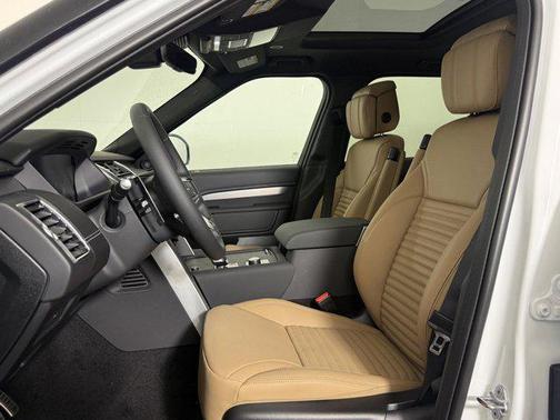 2026 Land Rover Discovery Gemini Edition