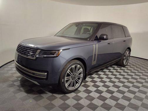 2025 Land Rover Range Rover P530 SE 7 Seat