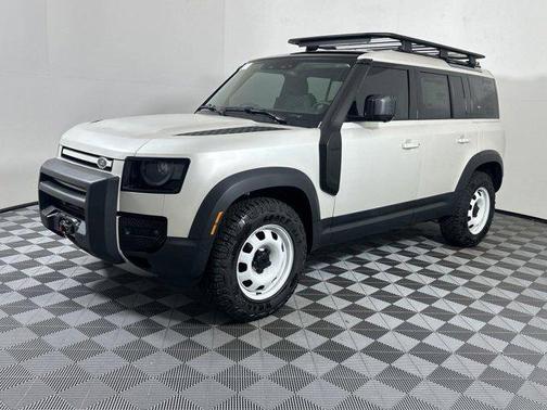 2024 Land Rover Defender 110 P300