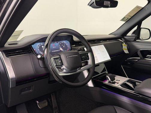 Carpathian Grey Premium Metallic 2026 Land Rover Range Rover P530 SE