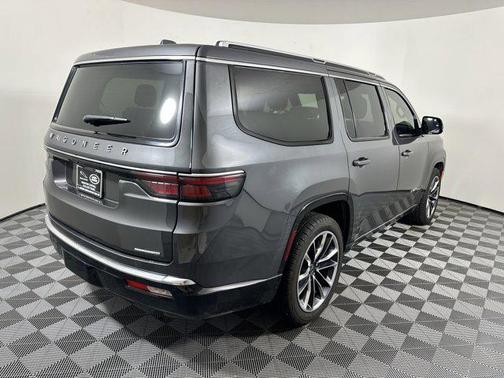 2022 Jeep Wagoneer Series III 4x4
