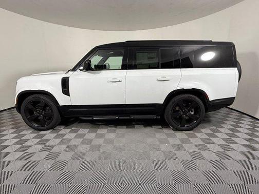 2026 Land Rover Defender P400 X-Dynamic SE