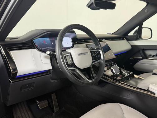 Santorini Black Metallic 2023 Land Rover Range Rover Sport SE