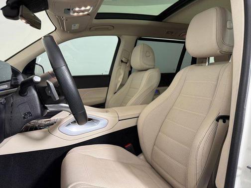 White 2022 Mercedes-Benz GLS 450 4MATIC