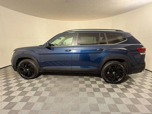 2022 Volkswagen Atlas 3.6L SE w/Technology