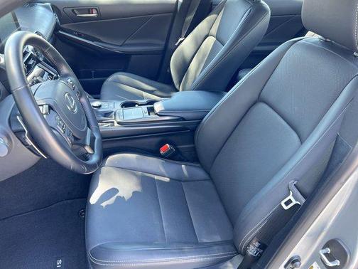Iridium 2024 Lexus IS 300 Base