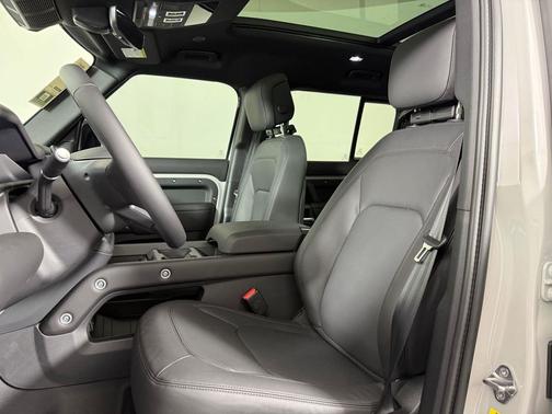 Borasco Grey Metallic 2026 Land Rover Defender P400 X-Dynamic SE