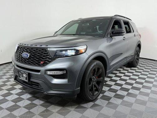 Carbonized Gray Metallic 2023 Ford Explorer ST