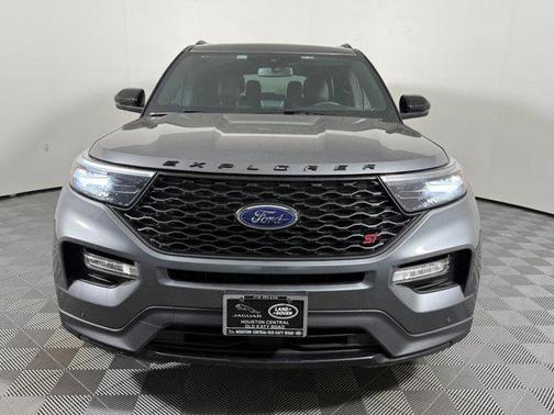 Carbonized Gray Metallic 2023 Ford Explorer ST