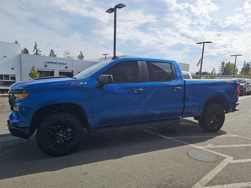 2022 Chevrolet Silverado 1500 Custom Trail Boss