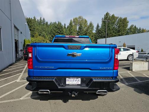 2022 Chevrolet Silverado 1500 Custom Trail Boss