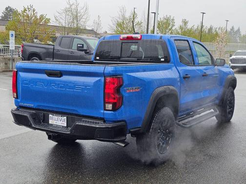 Reef Blue Metallic 2026 Chevrolet Colorado Trail Boss