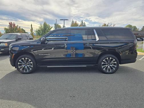 2025 Chevrolet Suburban 4WD High Country