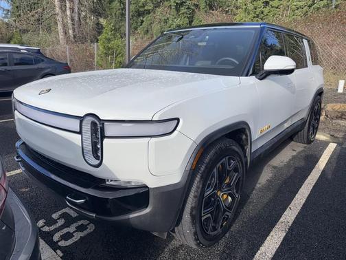 2022 Rivian R1S Launch Edition