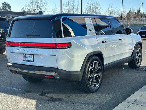 2022 Rivian R1S Launch Edition
