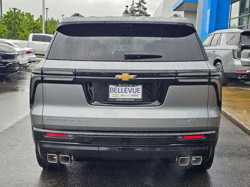 Sterling Gray Metallic 2026 Chevrolet Traverse High Country