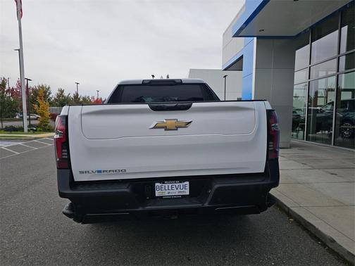 2025 Chevrolet Silverado EV LT