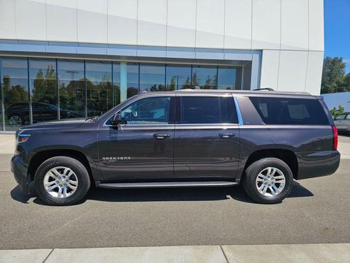 Tungsten Metallic 2018 Chevrolet Suburban LT