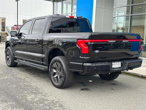 2024 Ford F-150 Lightning LARIAT