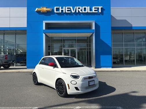 2024 FIAT 500e INSPI(RED) FWD