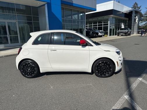 2024 FIAT 500e INSPI(RED) FWD