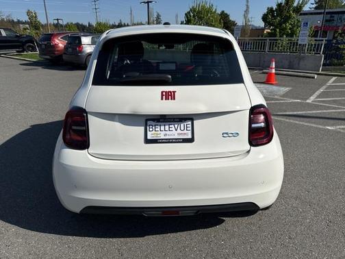 2024 FIAT 500e INSPI(RED) FWD