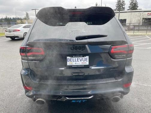 Photo 5 of 31 of 2017 Jeep Grand Cherokee SRT
