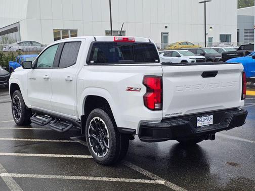 Summit White 2026 Chevrolet Colorado Z71