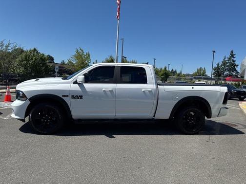 2017 RAM 1500 Night Crew Cab 4x4 6'4' Box