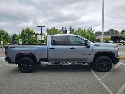 Sterling Gray Metallic 2026 Chevrolet Silverado 2500 LT