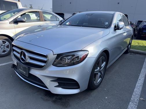 2017 Mercedes-Benz E-Class 4MATIC