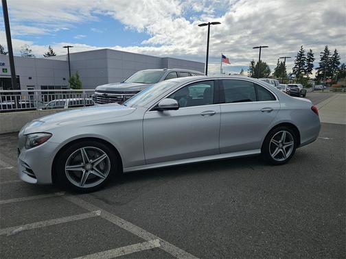 2017 Mercedes-Benz E-Class 4MATIC