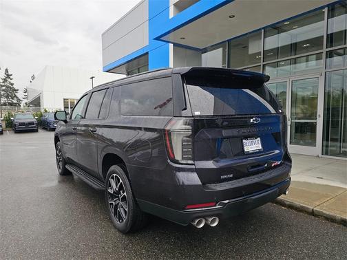 2025 Chevrolet Suburban RST