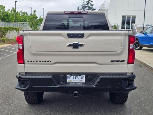 White Sands 2026 Chevrolet Silverado 1500 ZR2