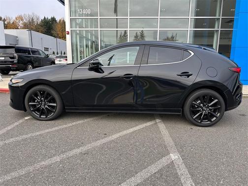 2023 Mazda Mazda3 FWD w/Premium Package