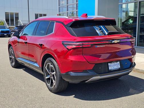 Radiant Red Tintcoat 2025 Chevrolet Equinox EV LT